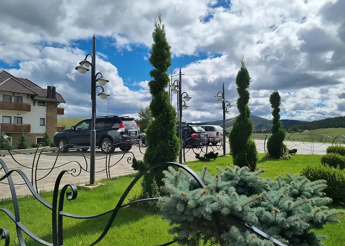 Hills President Апарт-отель *